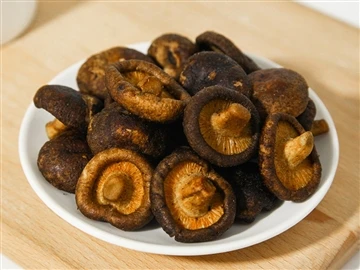 Onderzoek naar de smaken van vacuümgebakken shiitake-paddenstoelen